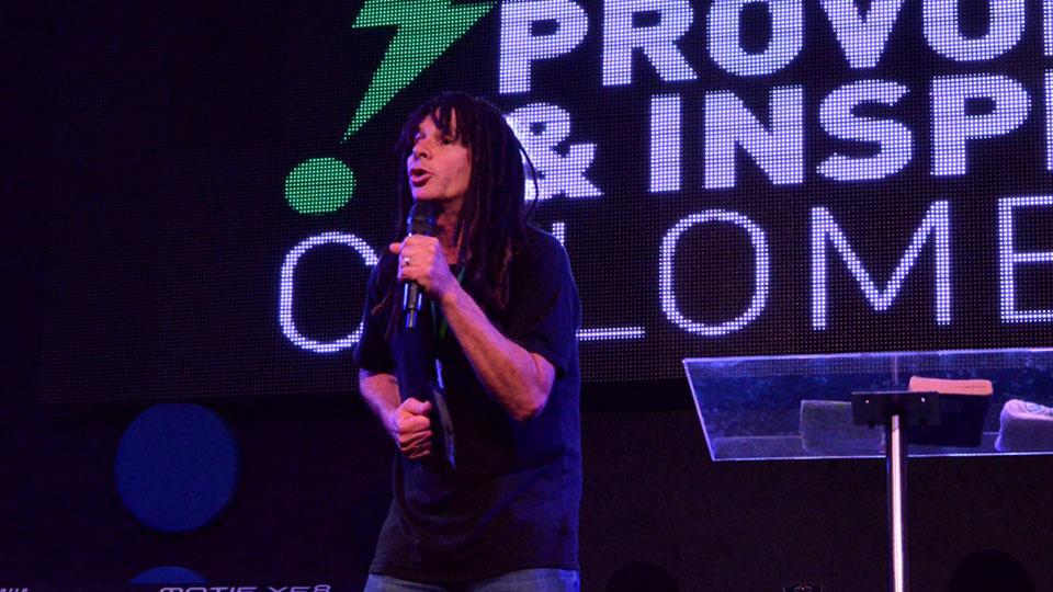 David speaking at Provoke&Inspire Seminar in Colombia